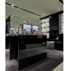 Creative Design Modern Clothing Store Interior Design New Luxury Garments Shop Decoration