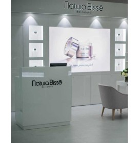 Creative Design Custom Modern Retail White Wooden Makeup Display Shelves and Counter