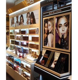 Custom Creative Design Modern Retail Wall Cosmetic Display Racks and Display Stands For Cosmetic Shop