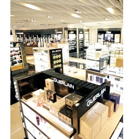 Creative Design Modern Retail Duty Free Shop Cosmetic and Skin Care Store Display Rack