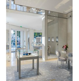 Modern Retail Handbag Store Interior Design High End Wooden Handbag Shop Display Shelves