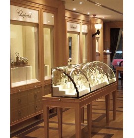 Modern Glass Table Top Jewelry Display Case For Retail Store 