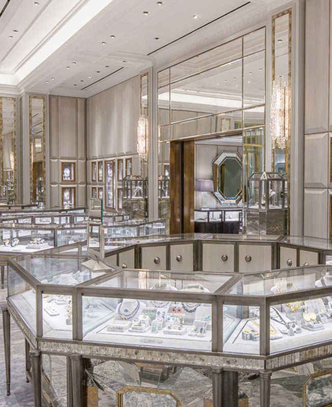 Commercial Modern Custom Lighted Retail Jewelry Display Unit