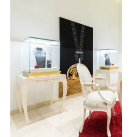 Luxury White Modern Custom Glass Portable Freestanding Jewellery Display Showcase Design