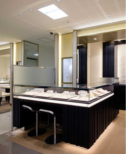 Modern Luxury Custom Glass Wooden Jewellery Shop Display Kiosk Counter