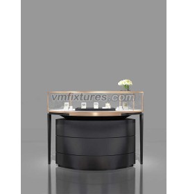 Luxury Circular Glass Jewelry Display Cases For Retail Stores