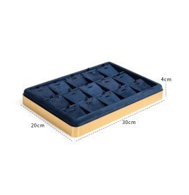 Khay trưng bày trang sức mặt dây chuyền và vòng cổ nhung xanh navy viền vàng sang trọng