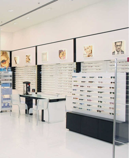 Creative Modern Latest New Retail Optical Shop Design Wooden Optical Showcase Display