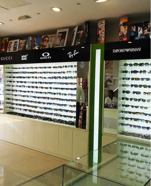 Creative Modern Custom Optical Shop Interior Design Design Wooden Eyewear Display Stand