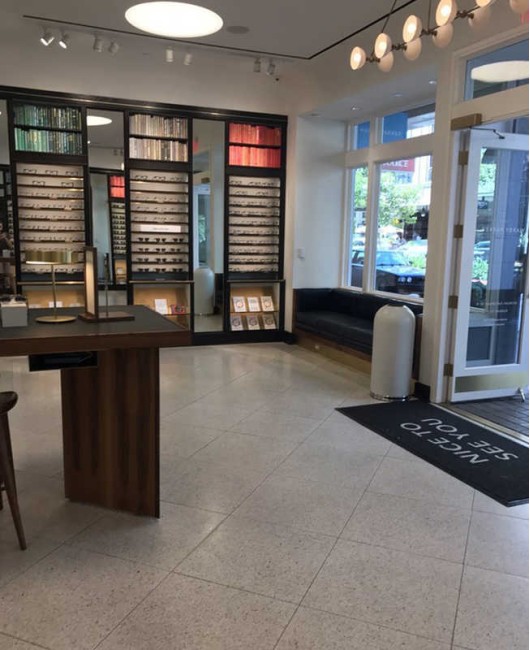 Vitrine de comptoir d'affichage de magasin de bijoux en verre de conception créative de luxe