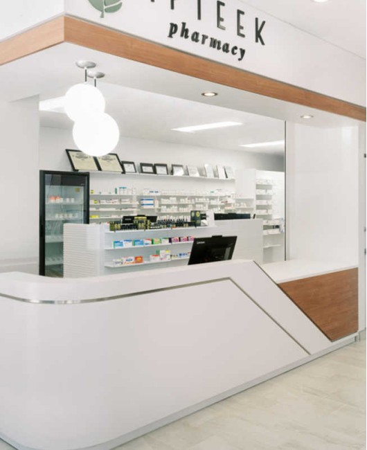 Custom Creative Modern Retail Wooden Medical Shop Design