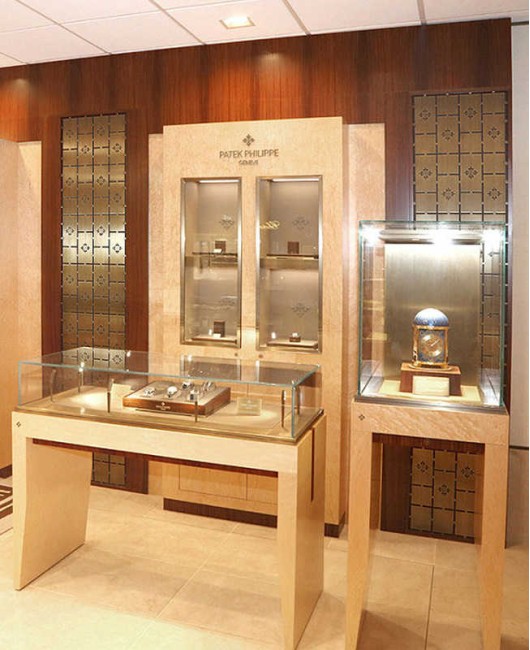 Thiết kế sáng tạo sang trọng Cửa hàng trang sức bằng gỗ thủy tinh trưng bày Quầy trưng bày